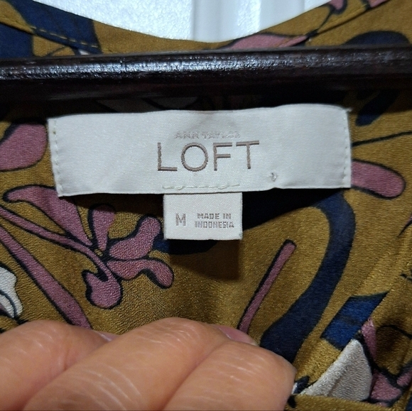Ann Taylor LOFT Womens Chiffon Floral V-Neck Tie Blouse Longsleeve - Picture 8 of 8